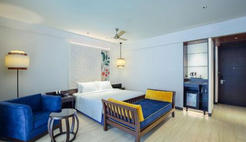 Chalet with Garden and Verandah with Complimentary Hi Tea