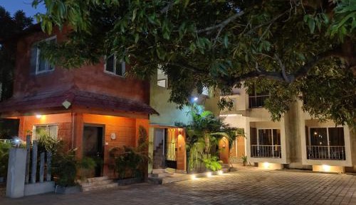 Hoot Room (Complimentary Welcome Drink on arrival + Free Bfast)