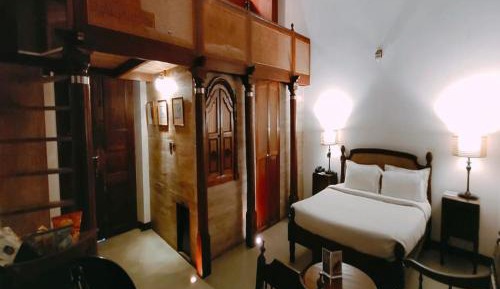 Suite with Balcony