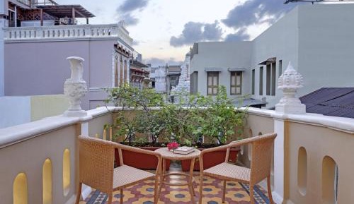 Heritage Twin Room with Balcony