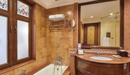 Sea View Suite Twin