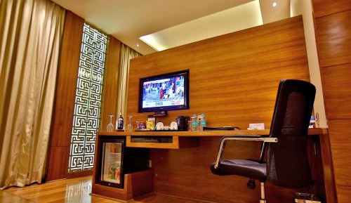 Executive Suite