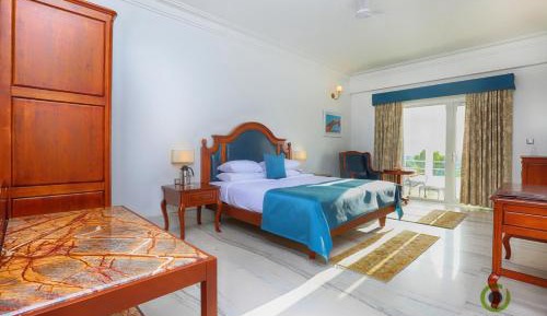 Double Room with Balcony: Early check in by 3 hrs till July'26