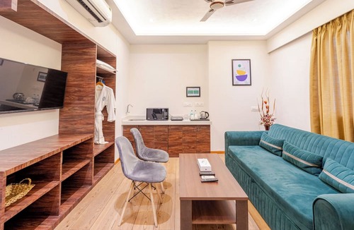 Andheri East Hotel | Treebo Premium Widlor Boutique