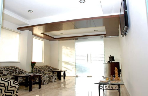 Sector 27 Hotel | Hotel PK Residency