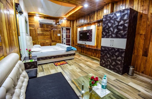 Lataguri Hotel | Aranya Jungle Resort