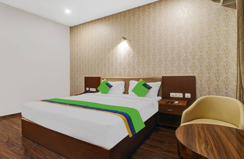 Nandigunda Hotel | Treebo Trend Shri Aprameya Resort