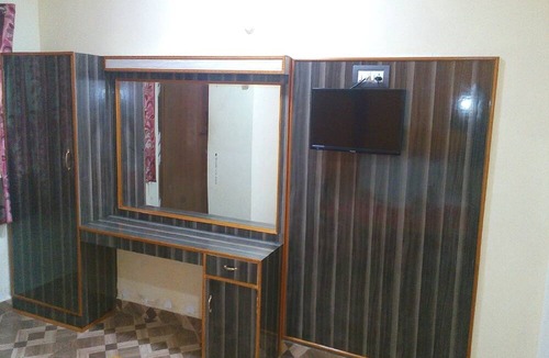 Sholinghur Hotel | Hotel KVS Residency