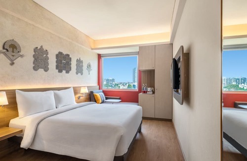 Vyalikaval HBCS Layout Hotel | Ibis Bengaluru Hebbal
