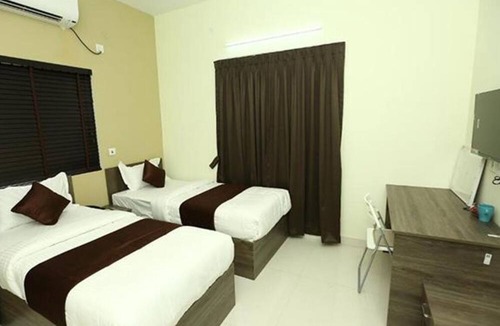 Perungudi Hotel | Fabhotel I Live Inn