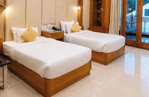 Yelagiri Hotel | AR Thanga Kottai
