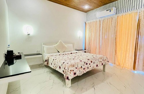 Agonda Hotel | The village agonda beach cottages