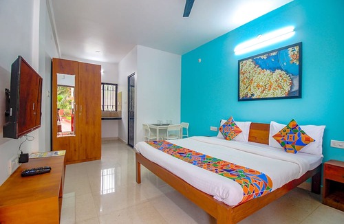 Nagoa Hotel | FabEscape SK Studios With Pool & GYM, Arpora