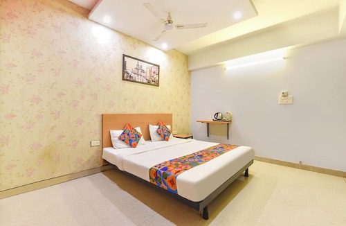 Durgapura Hotel | FabHotel Rushank Palace - Near Jawahar Circle, World Trade Park