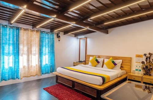 Nainital Hotel | Itsy Hotels Shri Gv Inn, 600 Mtrs From Tiffin Top