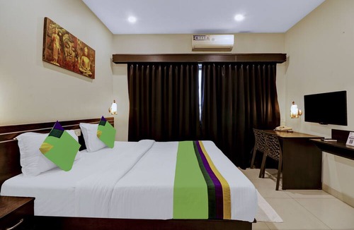 Domlur Hotel | Treebo Blueberry Inn