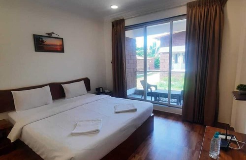 Murud-Harnai Hotel | Coastal Bay Beach Resort