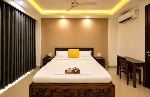 DLF Phase 5 Apartment | Lime Tree 2 Bhk Apartment Golf Course
