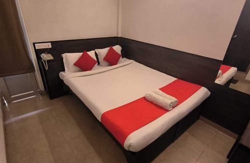 Police Bazar Hotel | Hotel Indiana