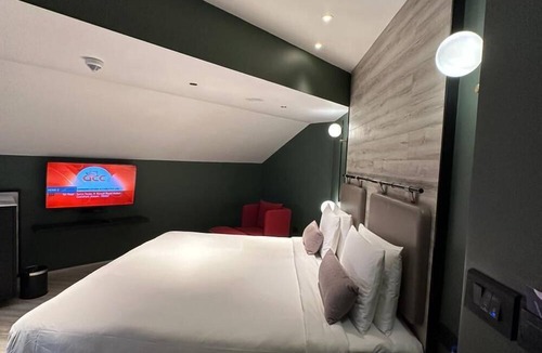 Shillong Hotel | Vivanta Meghalaya, Shillong