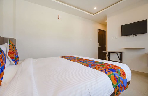 Kadubeesanahalli Hotel | Fabhotel Athasri Inn