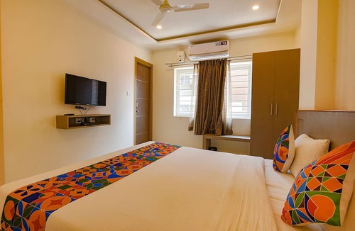 Yelahanka Hotel | Fabhotel Champion Gateway