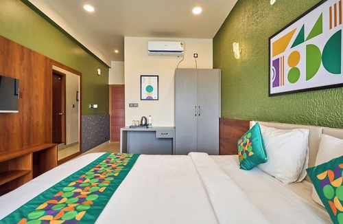 Chikkamagaluru Hotel | Treebo Sky Vista Suites with Hill View