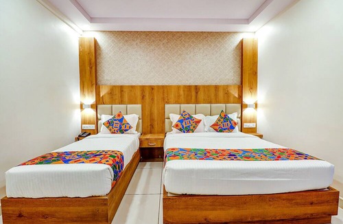 Whitefield Hotel | FabHotel Rotano Grand Marathahalli