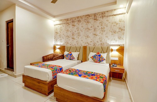 Whitefield Hotel | FabHotel Rotano Grand Marathahalli