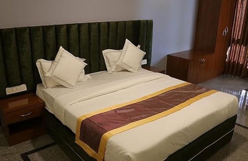 Narasapura Hotel | Fabhotel Prime Bella Ciao Resort