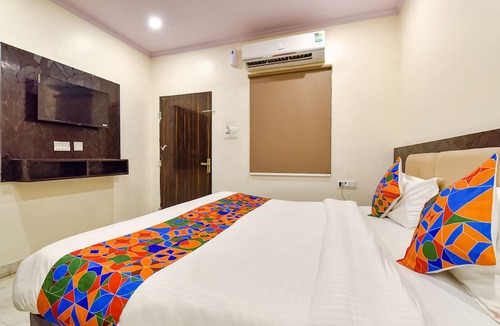 Mansarovar Hotel | FabHotel Golden Leaf Mansarover