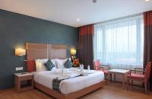 Maradu Hotel | Tribute Royale