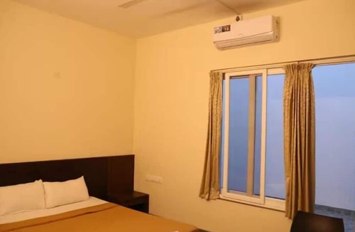 Yadiyur Hotel | Kalinga Tavern Residency