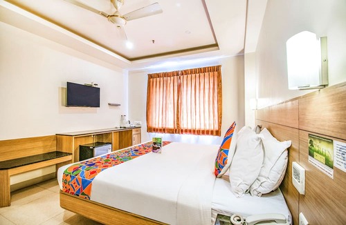 Gandhipuram Hotel | Fabhotel Prime Royal Castle