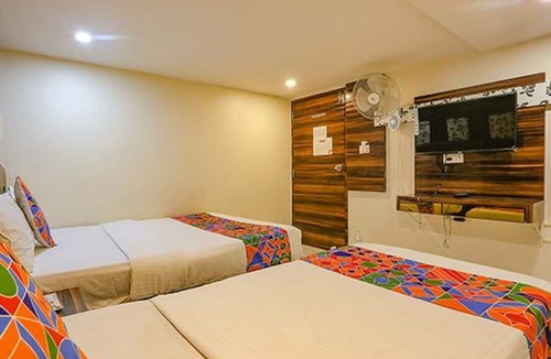 Dharavi Hotel | Fabhotel Pearl View