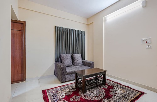 Marathahalli Hotel | FabHotel Crystal Suites - Marathahalli