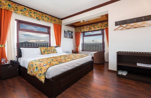 Turuk Hotel | Summit Sherpa Mountain Inn