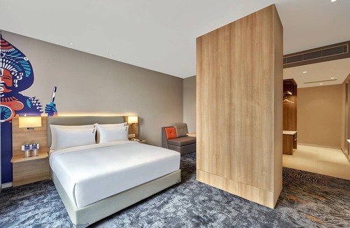 Bommasandra Hotel | Holiday Inn Express Bengaluru Bommasandra by IHG