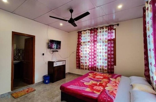 Naddi Hotel | Shiva Home Stay