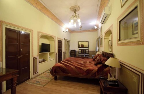 Jhotwara Hotel | Hari Mahal Palace-By Pachar Group