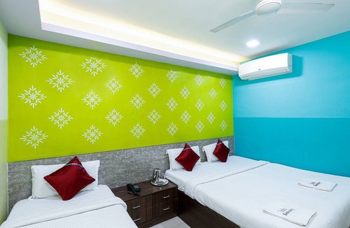 Srirangam Hotel | Safa Residency
