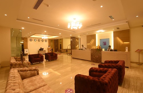Mysore Hotel | Emerald Clarks Inn Suite
