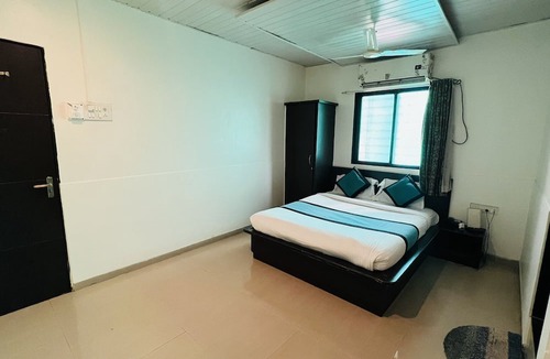 Vasai West Hotel | Farmhouse Residency