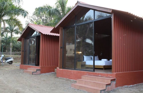 Dahanu House | Shetty Farms