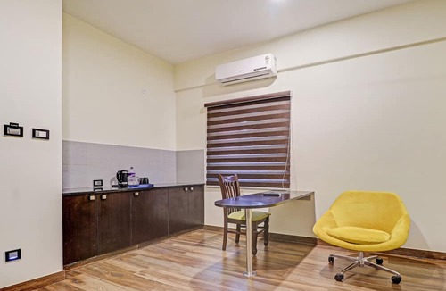RR Nagar Hotel | Treebo Tryst Raj Vista