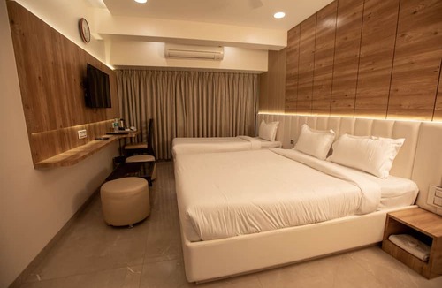 Mumbai Hotel | Hotel Naaz Executive Near T2 Airport