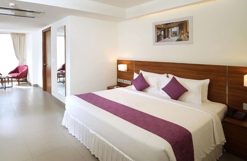 Jayanagar Hotel | Lilac Hotel 5th Block