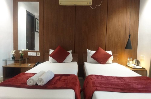 Kolkata Hotel | Tatvam Residency