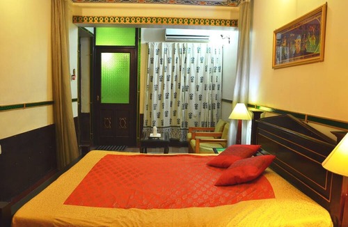 Bani Park Hotel | Hotel Vimal Heritage