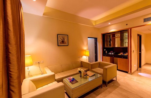 Shahjahanpur Hotel | Ramada by Wyndham Neemrana
